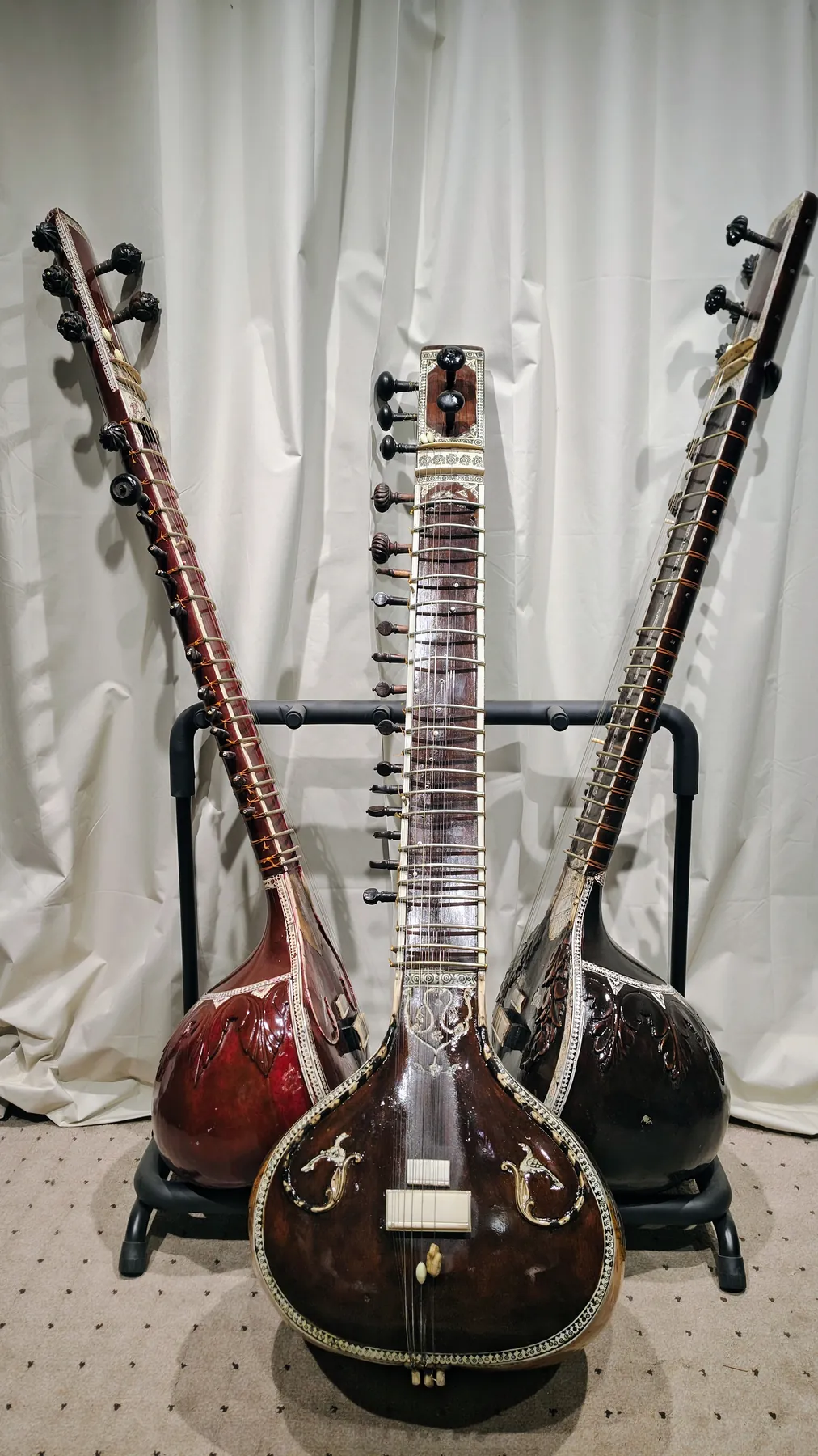 Sitars at the Chembur Centre