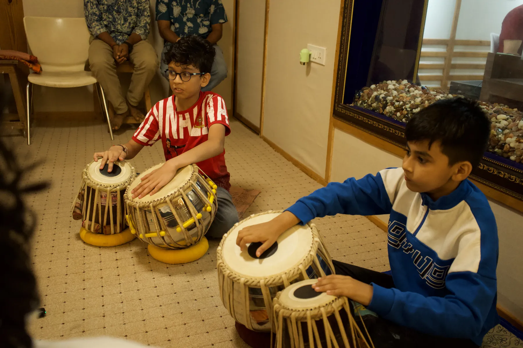 Students learning tabla at Sur Chaitanya